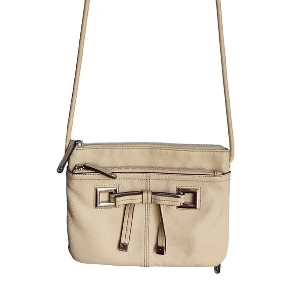 Tignanello Tan Genuine Leather Organizer Purse w/ Bow Accent. - Picture 1 of 7